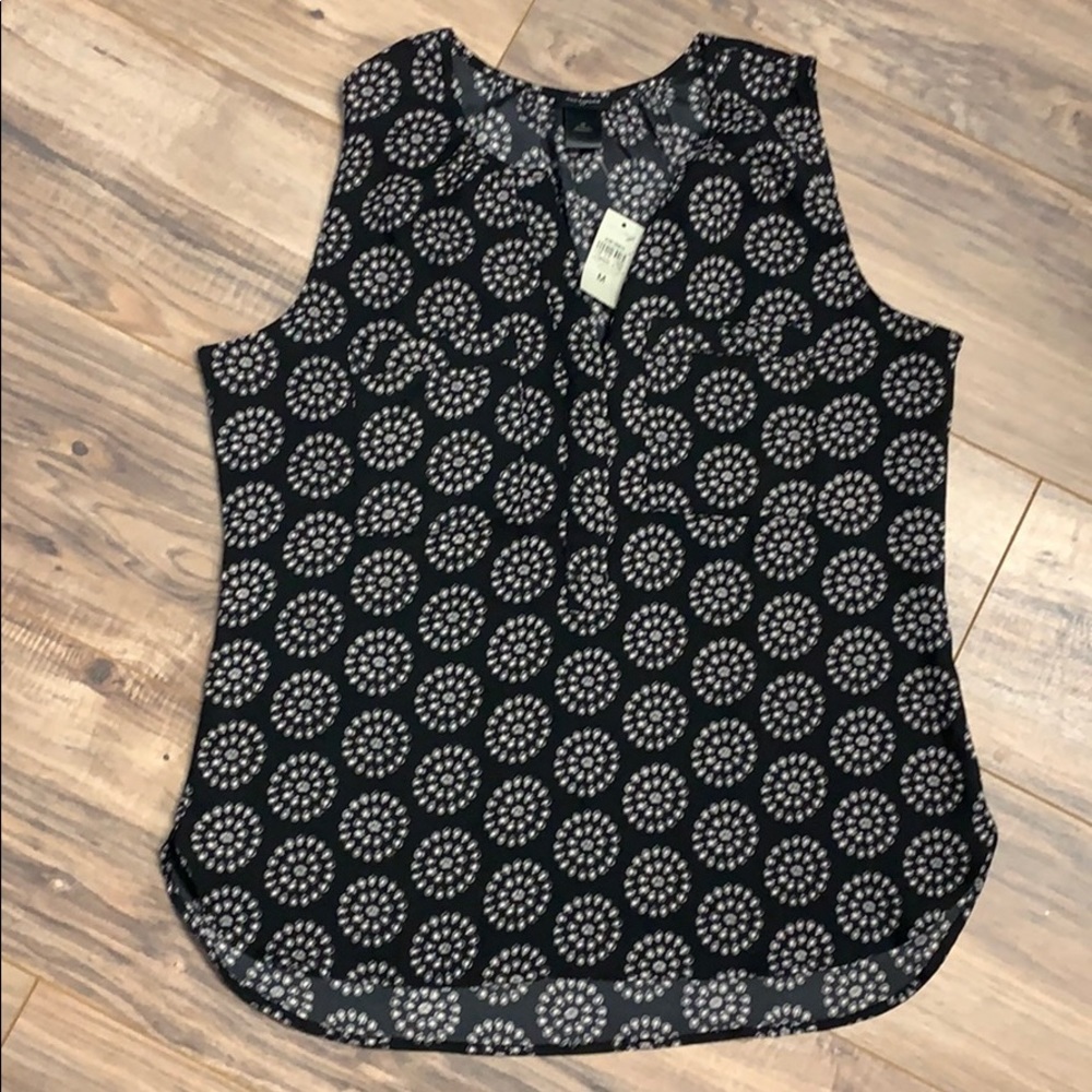 NWT Women’s Ann Taylor shirt